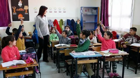 Okullarda veli şiddetine sıfır tolerans: Yeni dönemde hangi ceza uygulanacak?