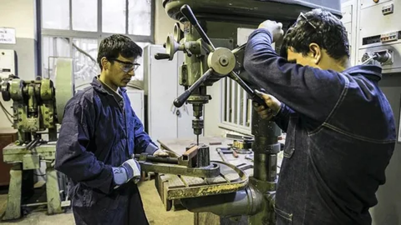 Meslek lisesi mezunları, Anadolu lisesi mezunlarının patronu olacak!