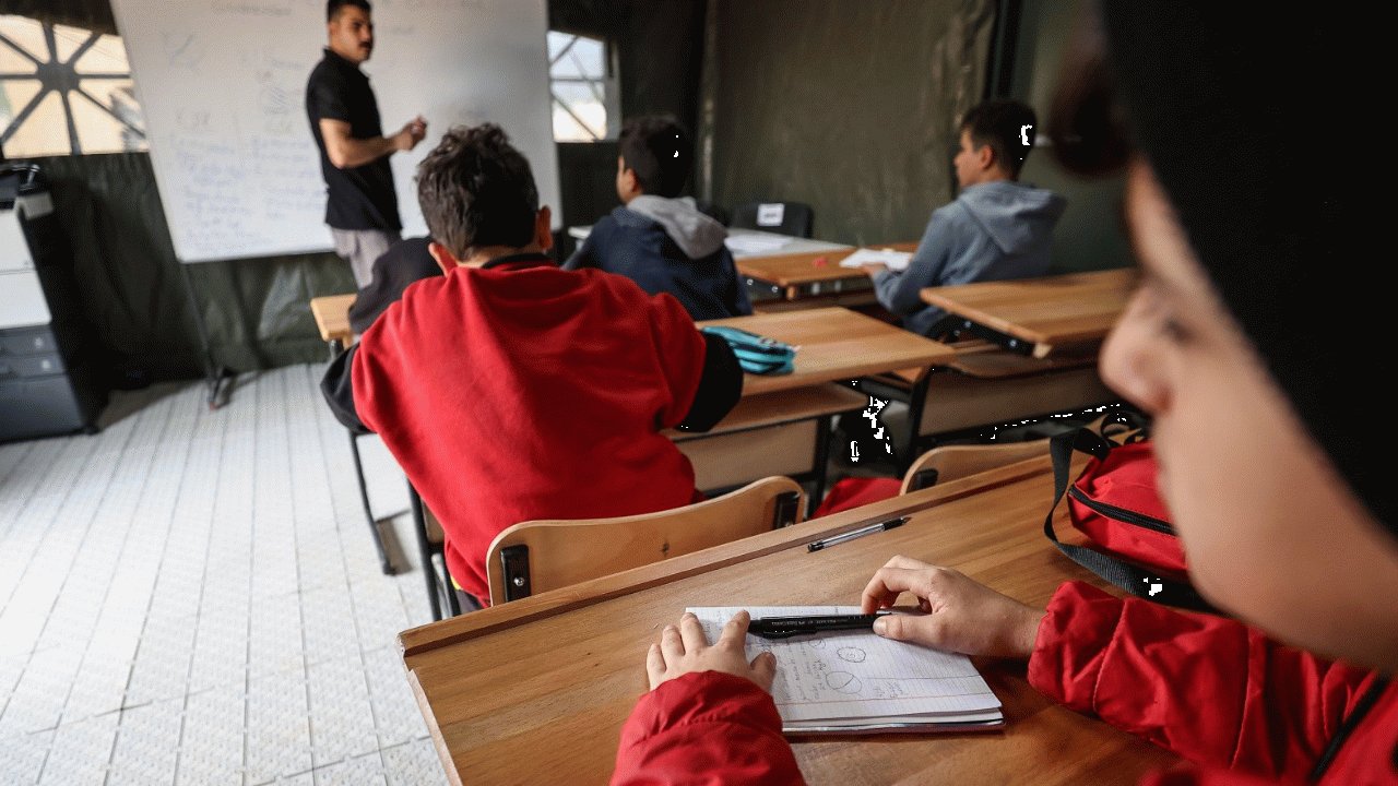 Sözleşmeli öğretmen atamaları için mülakat sonuçları heyecanla bekleniyor!