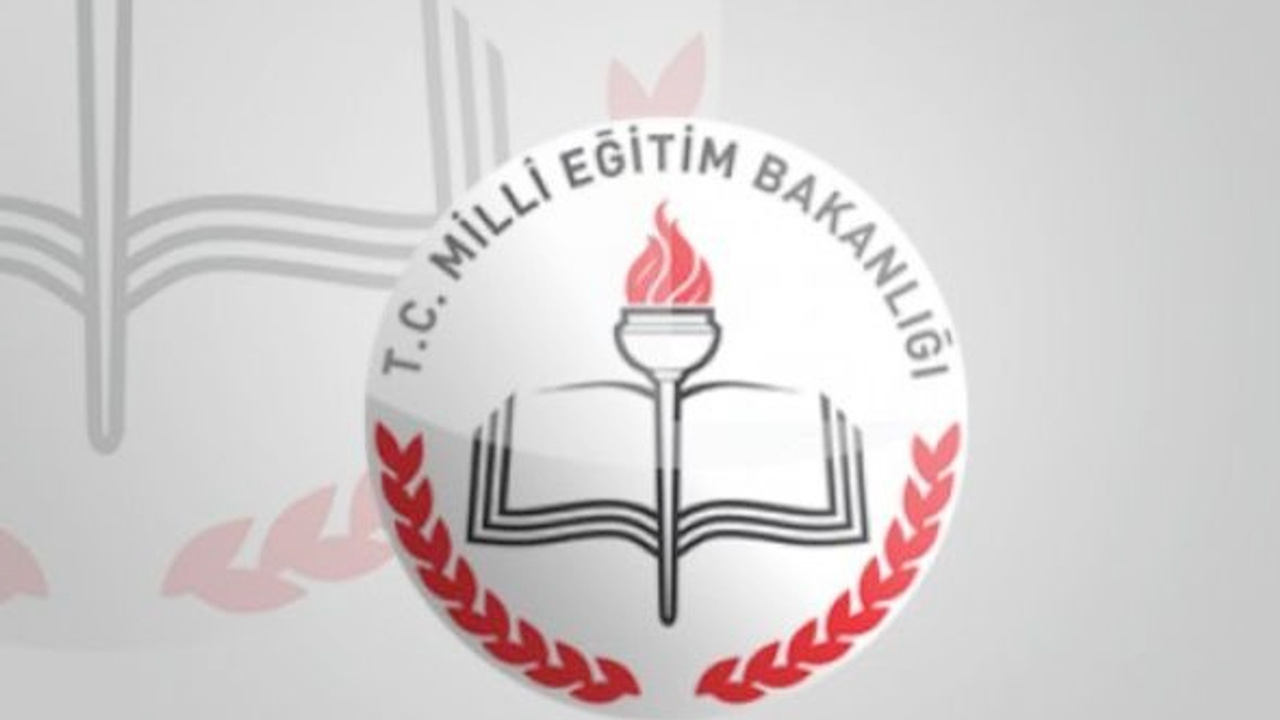 MEB’den tatil öncesi öğrencilere müjde: Bakanlıktan önemli karar!